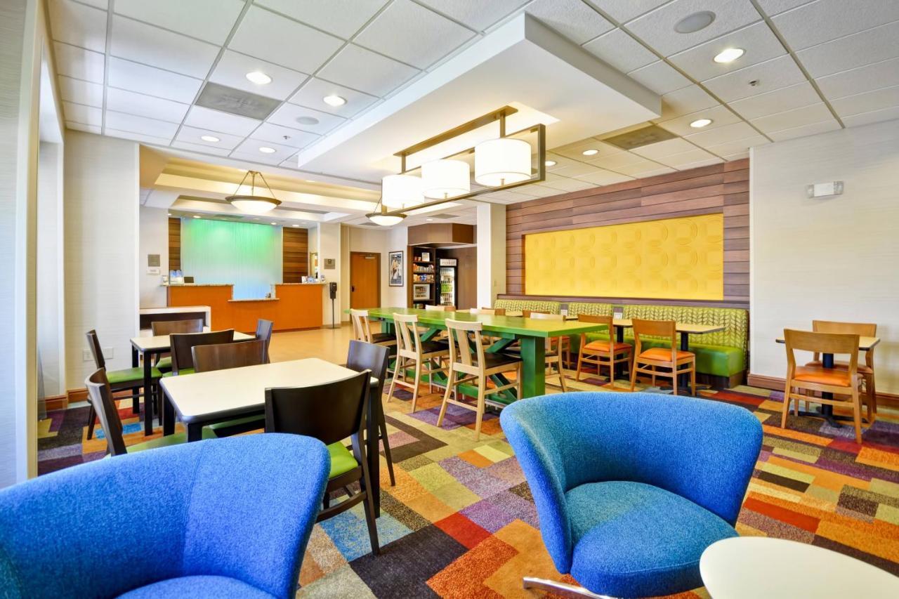 Fairfield Inn & Suites By Marriott Atlanta Vinings/Galleria Smyrna Exterior foto