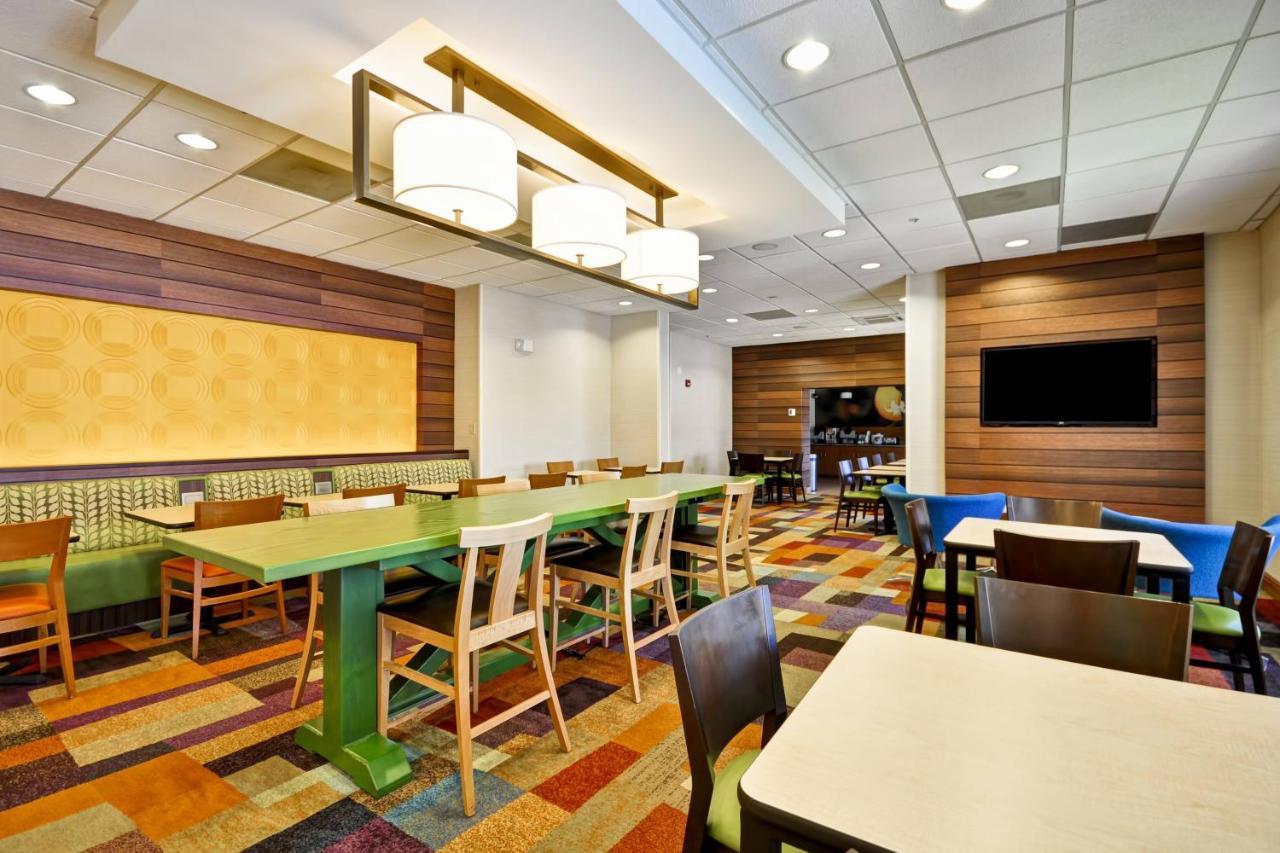Fairfield Inn & Suites By Marriott Atlanta Vinings/Galleria Smyrna Exterior foto
